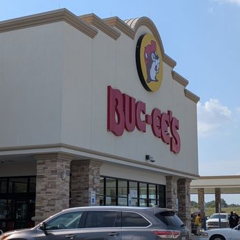 Buc-ee’s - And the angels sang.... - Convenience Stores Near Me - Luling, Texas