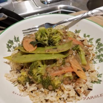Purple Carrot - Lentil green curry - Food Delivery Services Near Me - Needham, Massachusetts Purple Carrot - Lentil green curry - Food Delivery Services Near Me - Needham, Massachusetts