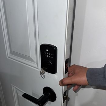 On Time Pro Solutions - New keypad and key - Keys & Locksmiths Near Me On Time Pro Solutions - New keypad and key - Keys & Locksmiths Near Me