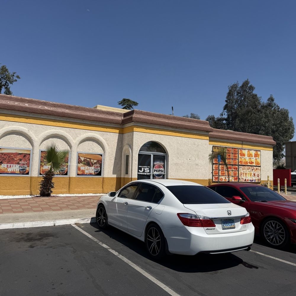 J's Drive-In - Burgers Near Me - Porterville, California J's Drive-In - Burgers Near Me - Porterville, California