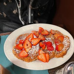 Munday's - Croissant French Toast