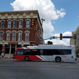 Via Metropolitan Transit 17 Photos 36 Reviews Public Transportation 800 W Myrtle St San Antonio Tx Phone Number Yelp