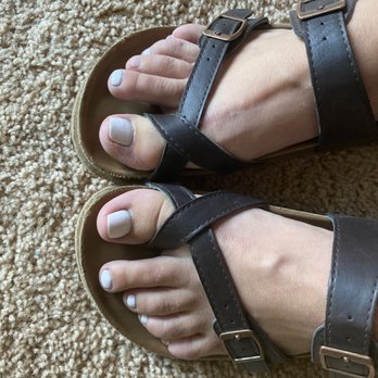 Tip To Toe Nail Salon - Pedicuee - Nail Salons Near Me - Wauwatosa, Wisconsin
