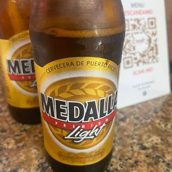 Boronia - Medalla Beer - Puerto Rican Near Me - San Juan, Puerto Rico