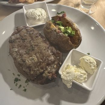 1830 Chophouse - Huge thick ribeye - American Near Me - Lebanon, Indiana 1830 Chophouse - Huge thick ribeye - American Near Me - Lebanon, Indiana