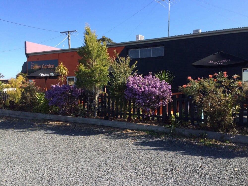 THE CORNER GARDEN CAFE & BAR 29 Bridge St, Korumburra Victoria