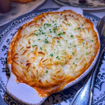 Monarch & Lion - Shepherd's pie! - British Near Me - Chicago, Illinois Monarch & Lion - Shepherd's pie! - British Near Me - Chicago, Illinois