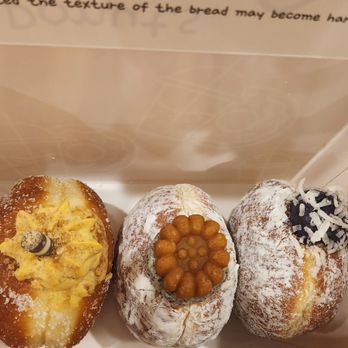 Dear Donuts - Donuts Near Me - St. Charles, Illinois