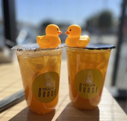 Cafe Yellow Goose by null