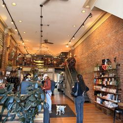 Delanie's Coffee - Inside
