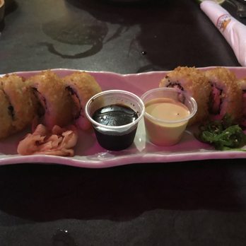 Aromas Del Peru - Sushi roll - Peruvian Near Me - Miami, Florida Aromas Del Peru - Sushi roll - Peruvian Near Me - Miami, Florida