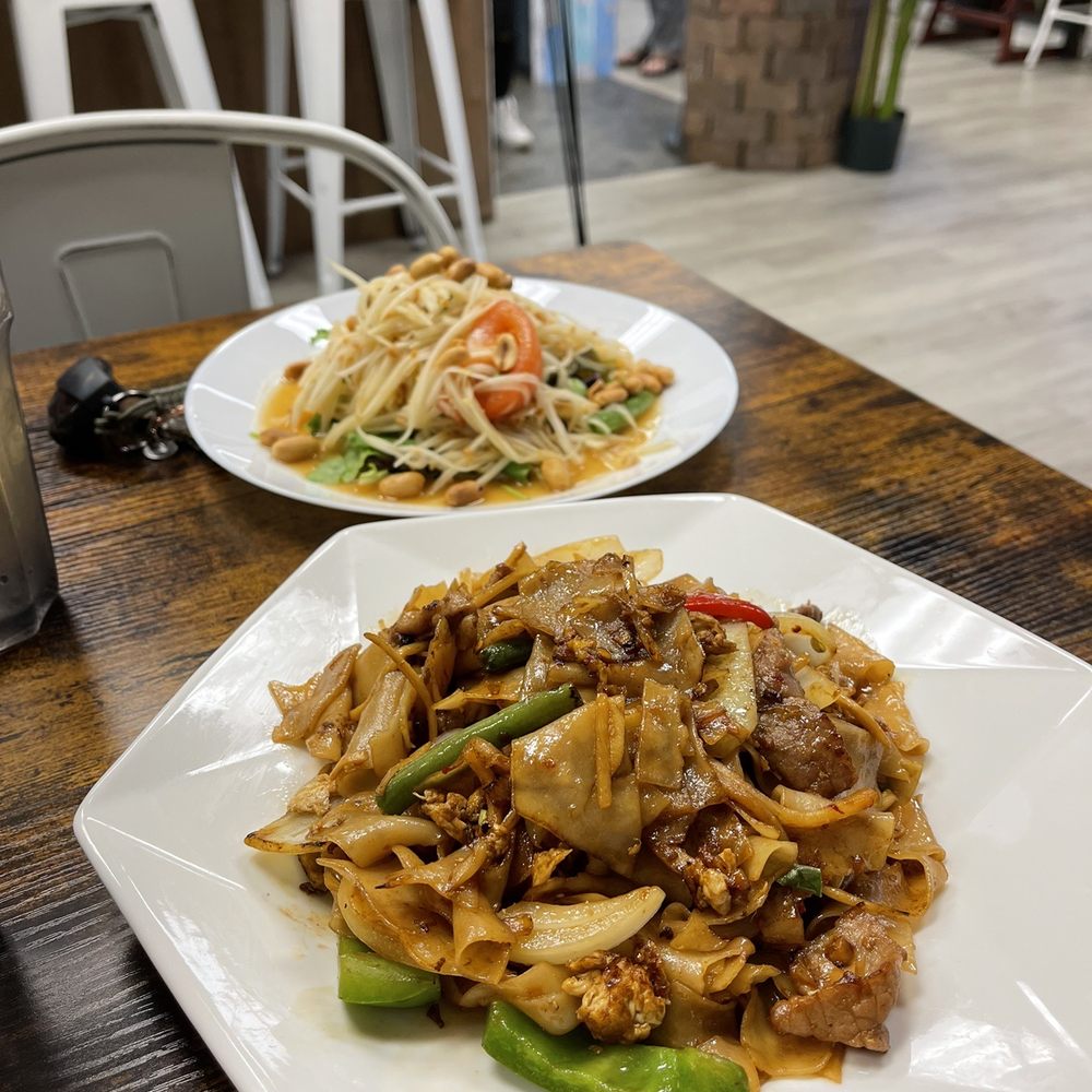 Hidden Thai - Drunken noodles and papaya salad. - Thai Near Me - Stayton, Oregon Hidden Thai - Drunken noodles and papaya salad. - Thai Near Me - Stayton, Oregon