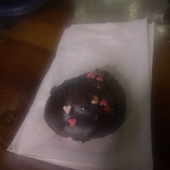 Reel M Inn - Complimentary treats - American Near Me - Portland, Oregon