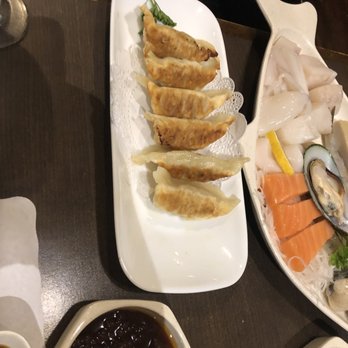 Shabu-Zen - Pork Gyoza very good a bit empty. - Japanese Near Me - Allston, Massachusetts Shabu-Zen - Pork Gyoza very good a bit empty. - Japanese Near Me - Allston, Massachusetts