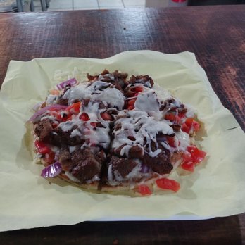 Me'Mo's Middle Eastern Cuisine - Gyro pizza - Lebanese Near Me - Modesto, California