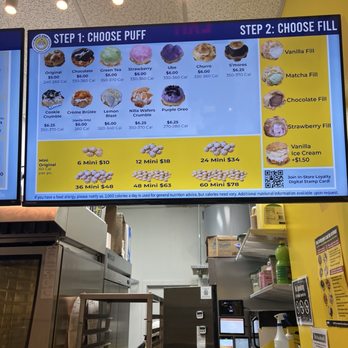 Beard Papa's - Bakeries Near Me - New York, New York