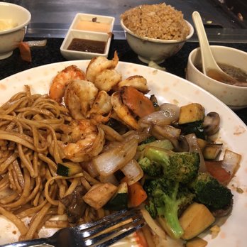 Wu's House - Japanese Near Me - Evergreen Park, Illinois