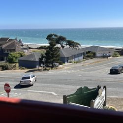 Town of Gualala - The beach that you cannot access in the whole town