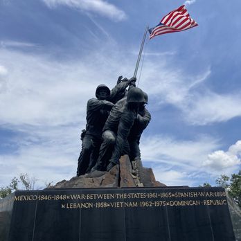 US Marine Corps Memorial - Landmarks & Historical Buildings Near Me - Arlington, Virginia