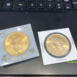 Beautiful gold coins Beautiful gold coins
