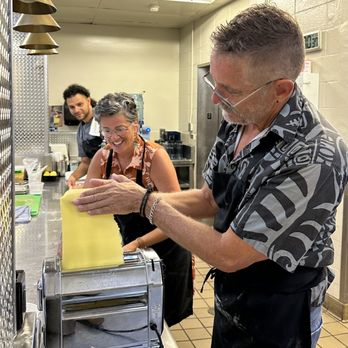 Hau Tree - Dodie and Pete, plus one of our wonderful instructors - Seafood Near Me - Honolulu, Hawaii Hau Tree - Dodie and Pete, plus one of our wonderful instructors - Seafood Near Me - Honolulu, Hawaii