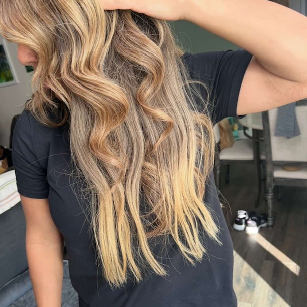Agencé - Raggedy weave doesnt match $1300 - Hair Stylists Near Me - Monrovia, California Agencé - Raggedy weave doesnt match $1300 - Hair Stylists Near Me - Monrovia, California