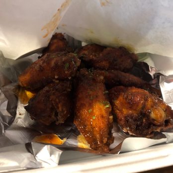 Brew and Bird - Buffalo medium 8 pieces - Beer Bar Near Me - Decatur, Georgia Brew and Bird - Buffalo medium 8 pieces - Beer Bar Near Me - Decatur, Georgia