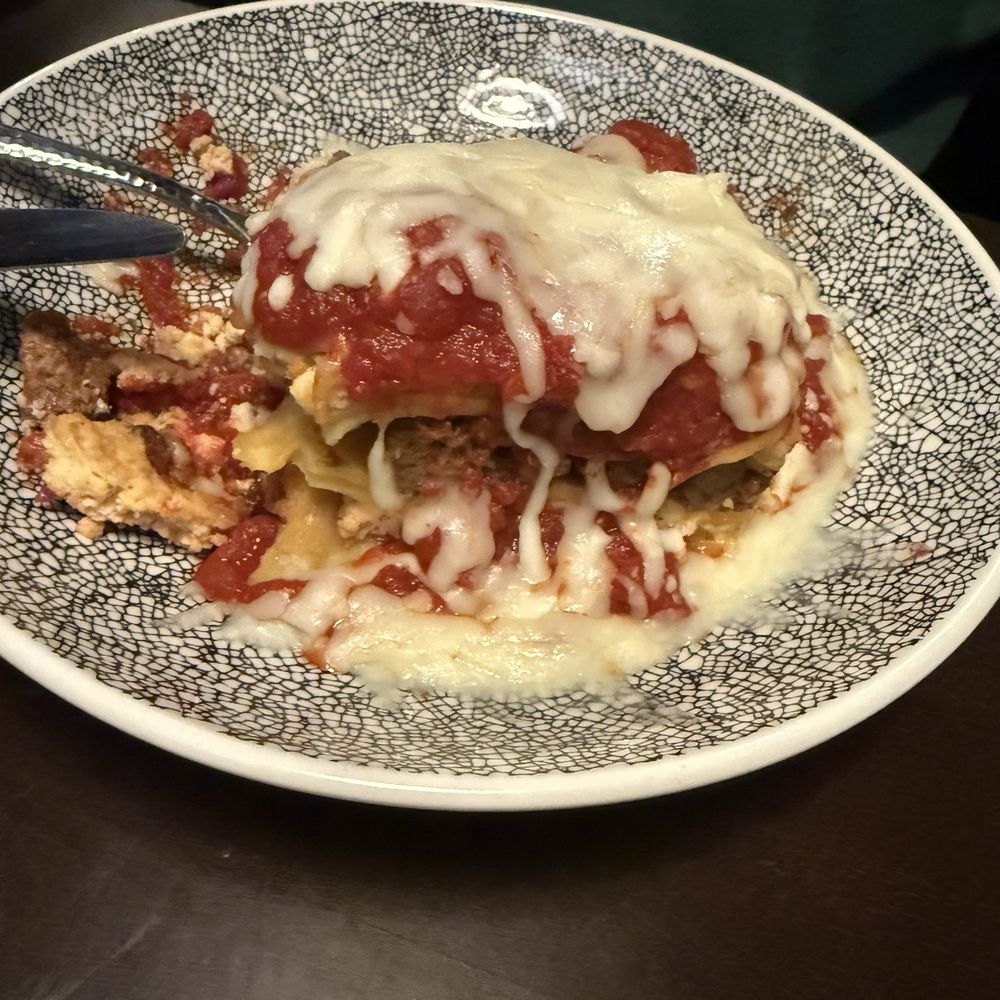 La Banca - Lasagna - Italian Near Me - Milton, West Virginia La Banca - Lasagna - Italian Near Me - Milton, West Virginia