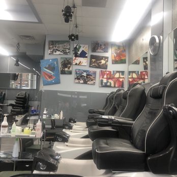 Zero 2 Nail Spa - Nail Salons Near Me - Chicago, Illinois