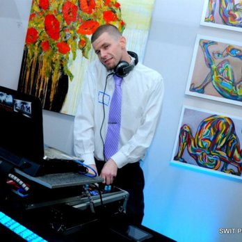 Fonix Entertainment - Corporate DJ for a grand opening of a new Art Gallery! - DJs Near Me - Roswell, Georgia