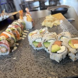 Left: Ippin Role/ Right: Philadelphia Roll Left: Ippin Role/ Right: Philadelphia Roll