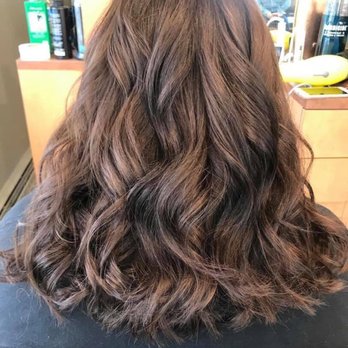 Mane Place II - Waxing Near Me - Verona, New Jersey