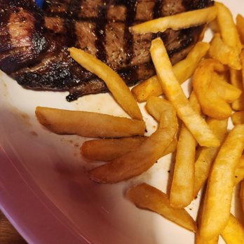 Logan's Roadhouse - Steak - Steakhouses Near Me - Jacksonville, North Carolina