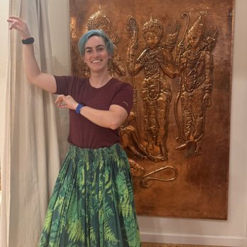 Still & Moving Center - hula - Yoga Near Me - Honolulu, Hawaii Still & Moving Center - hula - Yoga Near Me - Honolulu, Hawaii