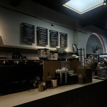 Elm Roastery - Coffee Roasteries Near Me - Elmhurst, New York
