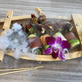 Udon Kaisha - Rainbow roll and Black Dragon Roll - Sushi Bars Near Me - Lafayette, Colorado