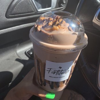 Fortitude Cedar Hill Wellness Bar - SNICKERS WITH CARAMEL, CHOCOLATE AND PEANUTS - Juice Bars & Smoothies Near Me - Cedar Hill, Texas Fortitude Cedar Hill Wellness Bar - SNICKERS WITH CARAMEL, CHOCOLATE AND PEANUTS - Juice Bars & Smoothies Near Me - Cedar Hill, Texas