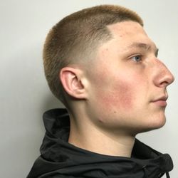 Rose Garden Barbershop - Four on top with a temp fade