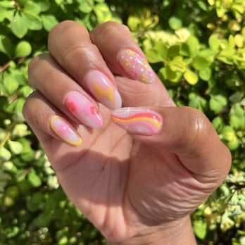 Glow Nails Boutique - Dipping Powder- Natural Medium Hand Painted Nail Art - Nail Salons Near Me - Chicago, Illinois Glow Nails Boutique - Dipping Powder- Natural Medium Hand Painted Nail Art - Nail Salons Near Me - Chicago, Illinois