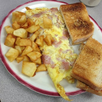 Rod's Grille - Diners Near Me - Warren, Rhode Island