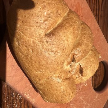LongHorn Steakhouse - Bread - Steakhouses Near Me - Snellville, Georgia