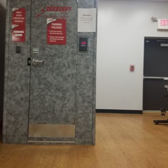 Snap Fitness - Tanning Booths times 2...One session per day per member. - Gyms Near Me - Crosby, Texas Snap Fitness - Tanning Booths times 2...One session per day per member. - Gyms Near Me - Crosby, Texas
