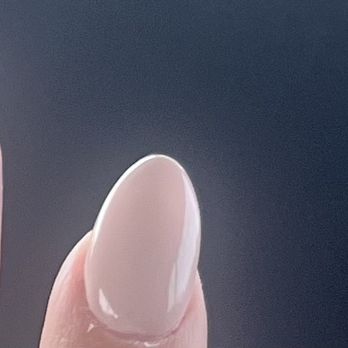 Coco Luxe Nails - Every nail is a different shape and horribly crooked - Eyelash Service Near Me - Santa Monica, California