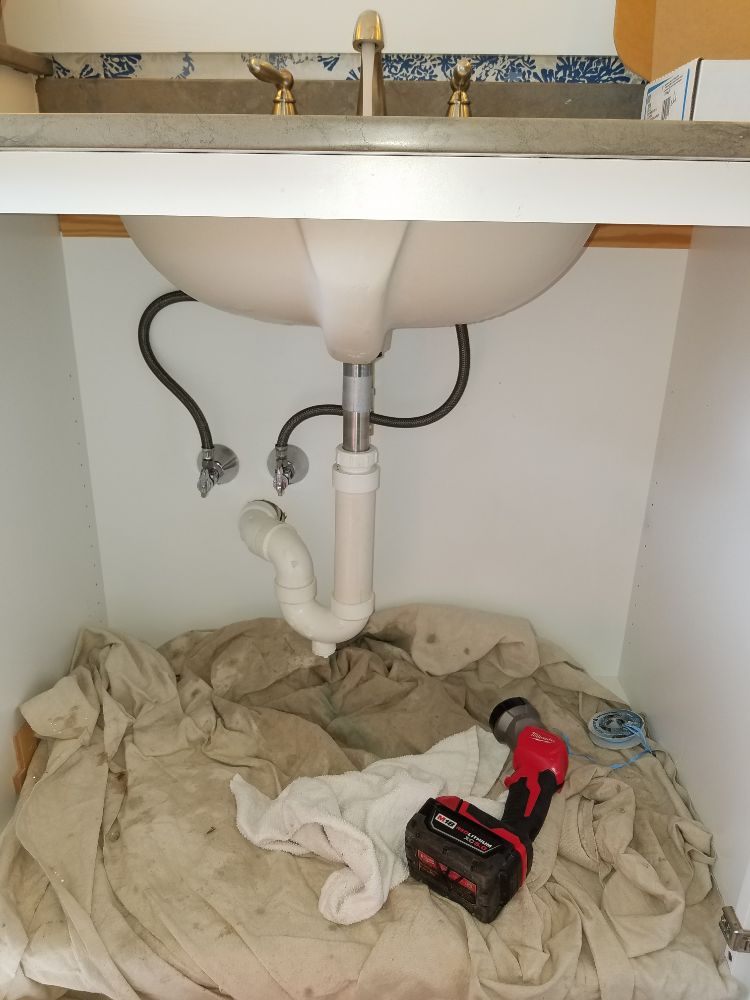 Slide of Distinct Plumbing Heating & Gas Fitting