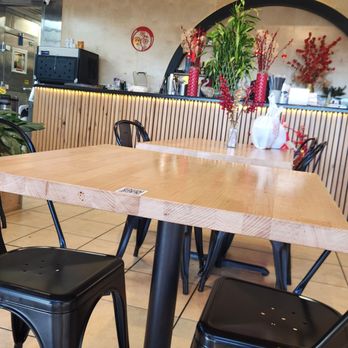 Drunken Lobster - Front counter - Vietnamese Near Me - Houston, Texas