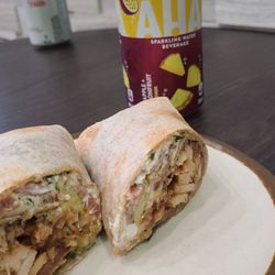 Harvest - Avocado chicken wrap