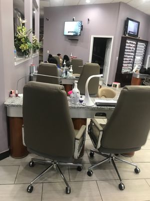 SASSY NAILS & SPA - 160 Photos & 167 Reviews - 10695 Sudley Manor Dr