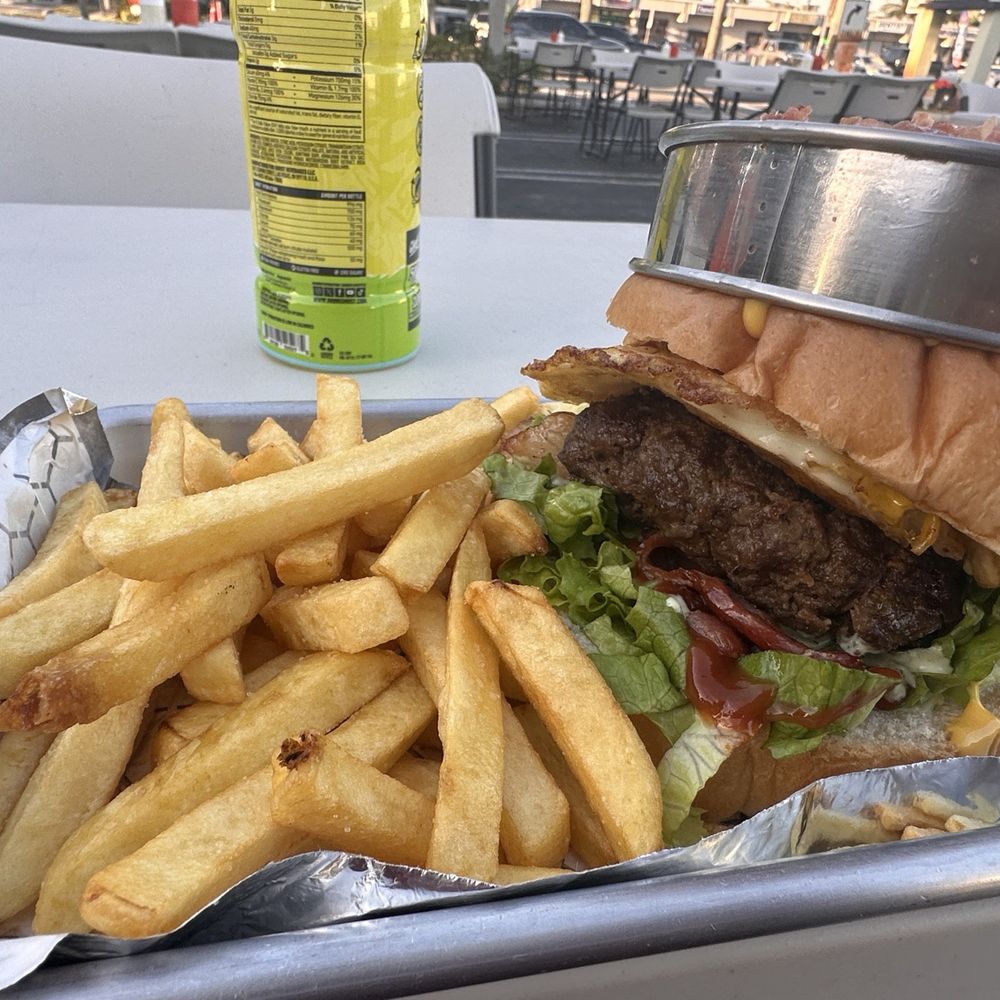 Queen burger Queen burger