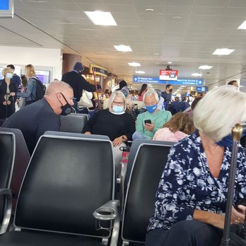 Southwest Airlines - No Social Distancing at this Terminal. Face Masks r required. - Airlines Near Me - Phoenix, Arizona