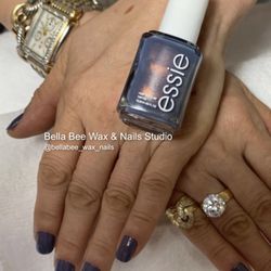 Bella Bee Wax & Nails Studio - Blue nails!